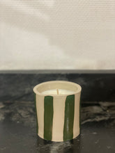 Charger l'image dans la galerie, Bougie céramique rayée
